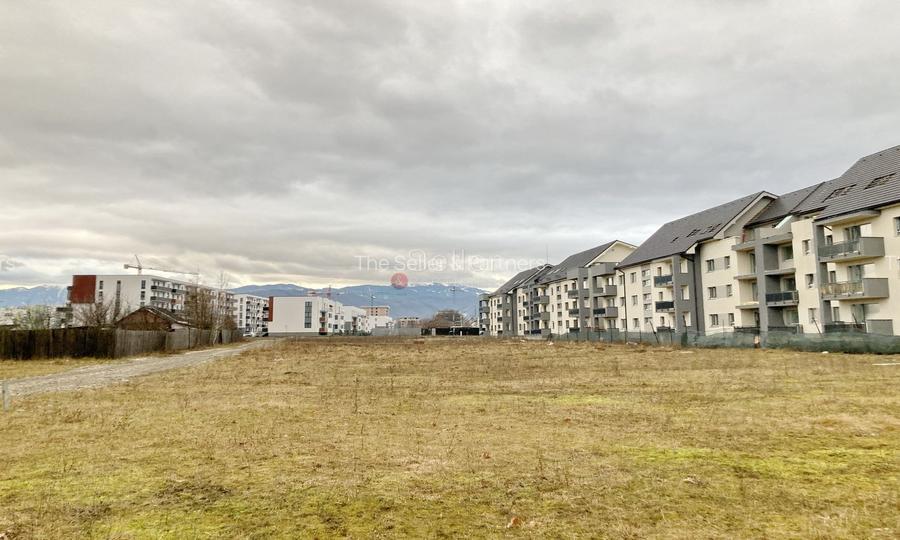 Teren Intravilan - Dezvoltare Rezidentiala - 2
