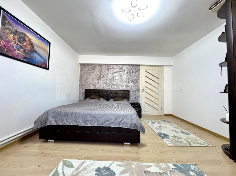 Se vinde “acasa”, 4 camere decomandate, panouri+baterii, teren 397mp,m - 11