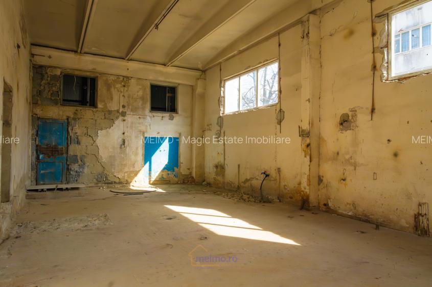 Hala de 307 mp - pozitie strategica intre Gara si Școala Nr. 2 - 12