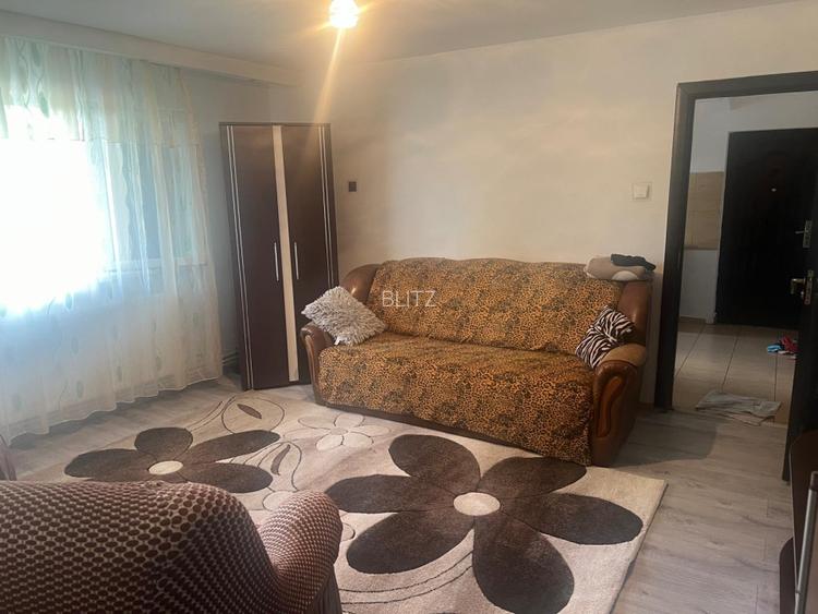 Apartament semidecomandat 55 mp, cv9 - 2