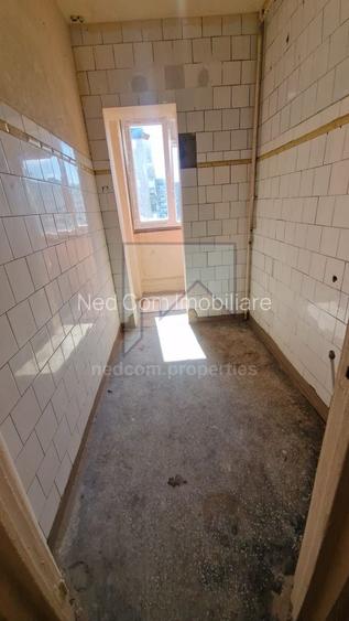 Vanzare apartament 3 camere - 12