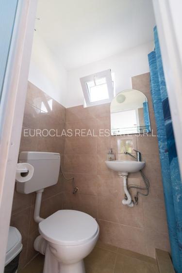 Exclusiv! Pensiune 6 camere - Vama Veche - Centru - 239.000 euro  (Cod E8) - 31