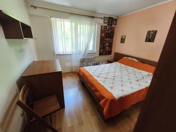 Închiriere apartament 4 camere decomandat + garaj - 21