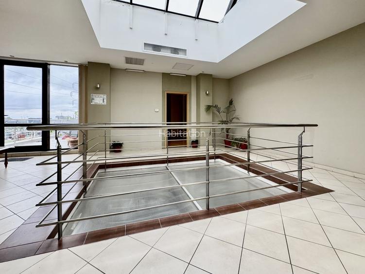 Spațiu pentru birouri langa Funshop Buziașului - 18