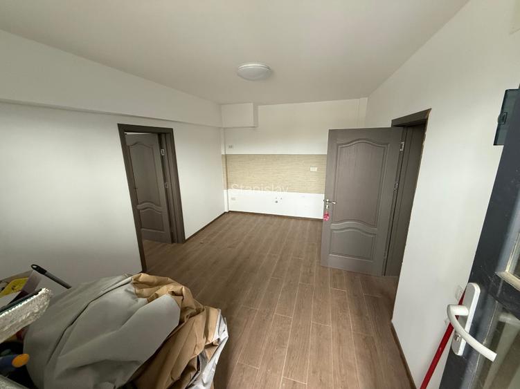 Spațiu semidemisol de vânzare – ideal pentru investiție / business, Mamaia Nord - 11
