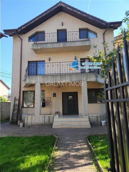 Vila P+1E+M mobilata si utilata strada Doinei - 11