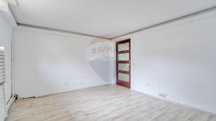 Casă / Vilă cu 9 camere de închiriat în zona Centrul Civic! - 14