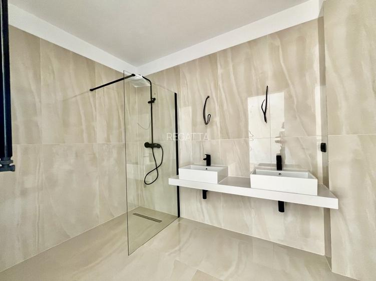 Vila noua finalizata, S+P+2, 6 camere,331mp, Pipera, parcare subterana 2 masini - 24