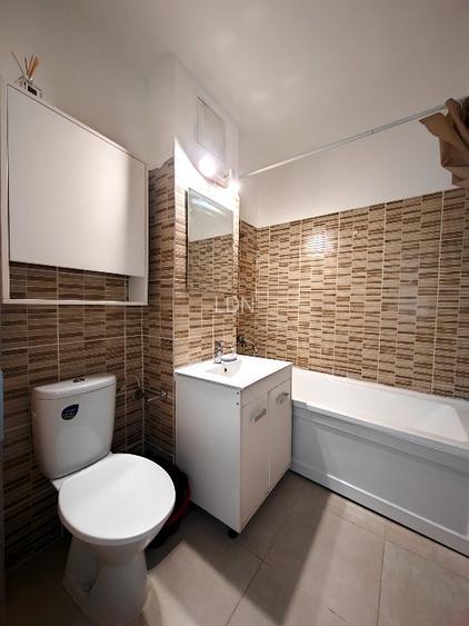 Proprietar vand garsoniera la etaj intermediar  - 3