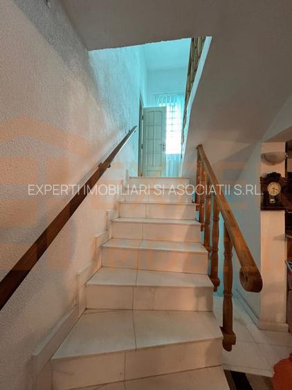 Povestea unei case la doar 200 m de valuri, cu piscina si terasa panoramica - 17