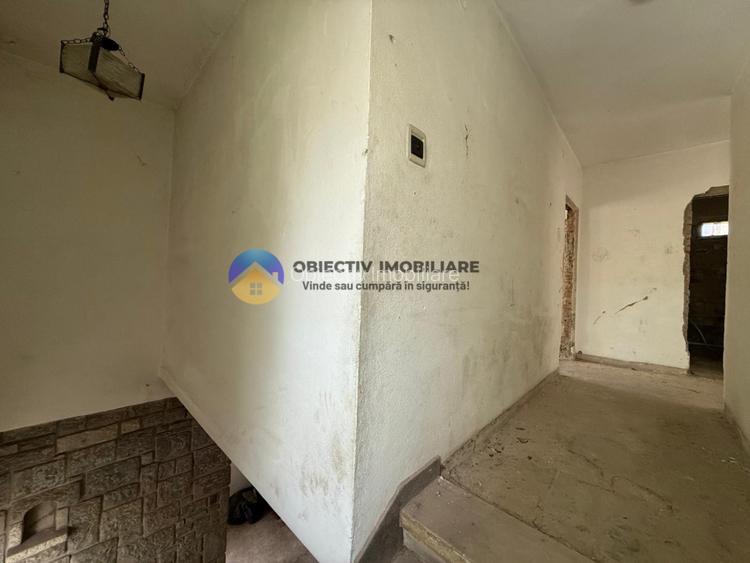 Casă + teren de vânzare Piatra Neamț – strada Stefan cel Mare - 12