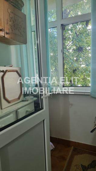 Apartament 2 camere, zona Scolii nr 8 - 7