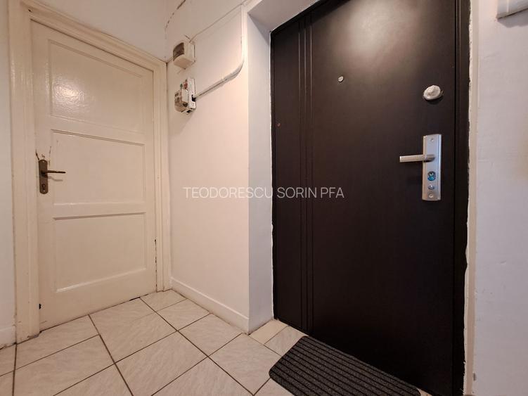 Ceaicovski | Calea Floreasca - 10