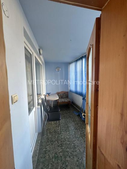 Vanzare apartament 3 camere zona Grivitei mobilat - 10
