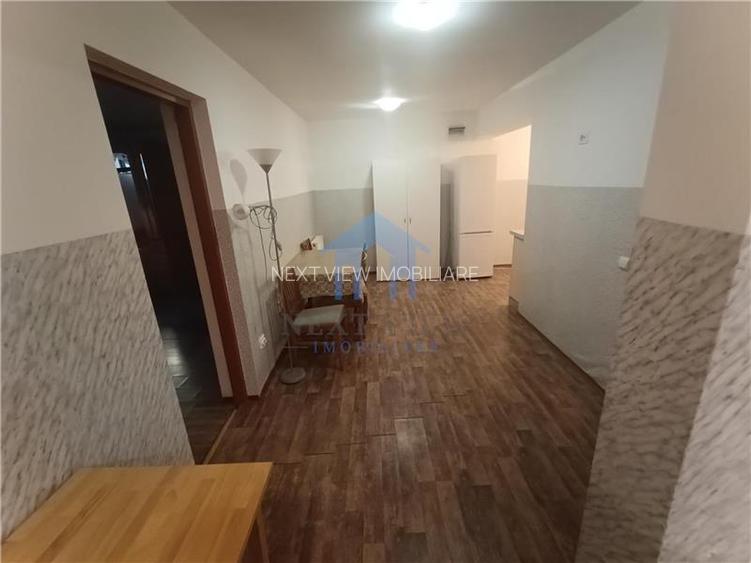 Apartament 3 camere, UMF - 6