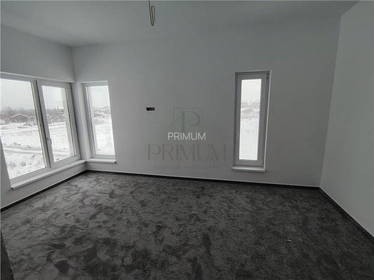 COMISION ZERO  -  Duplex modern - separat prin camera tehnica - teren generos. - 10