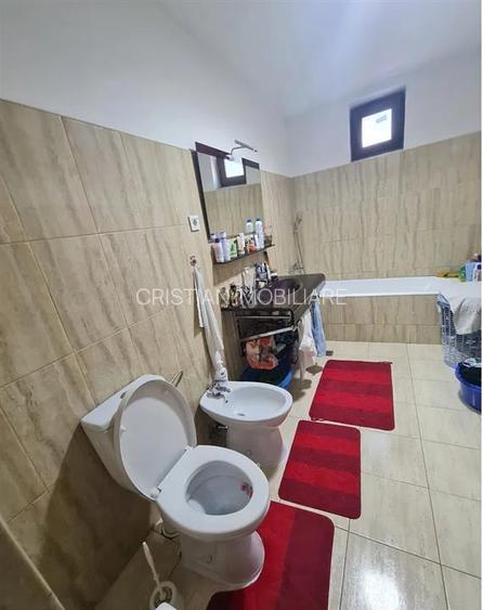 Vila P+M Chercea Pod Apollo, 4 camere, 300 mp,  curte betonata și generoasa - 7