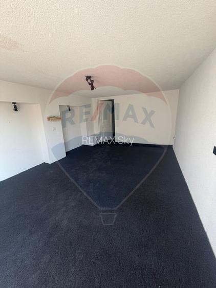 Spațiu comercial de vânzare în Pianu de Jos – 330 mp, aproape de A1 - 3