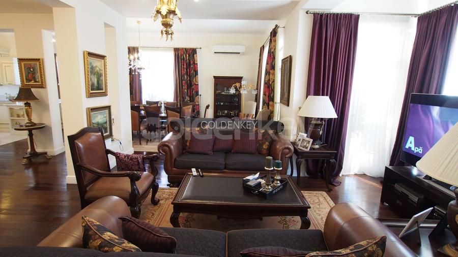 Vila reprezentativa cu finisaje premium | piscina | 1350mp - 4