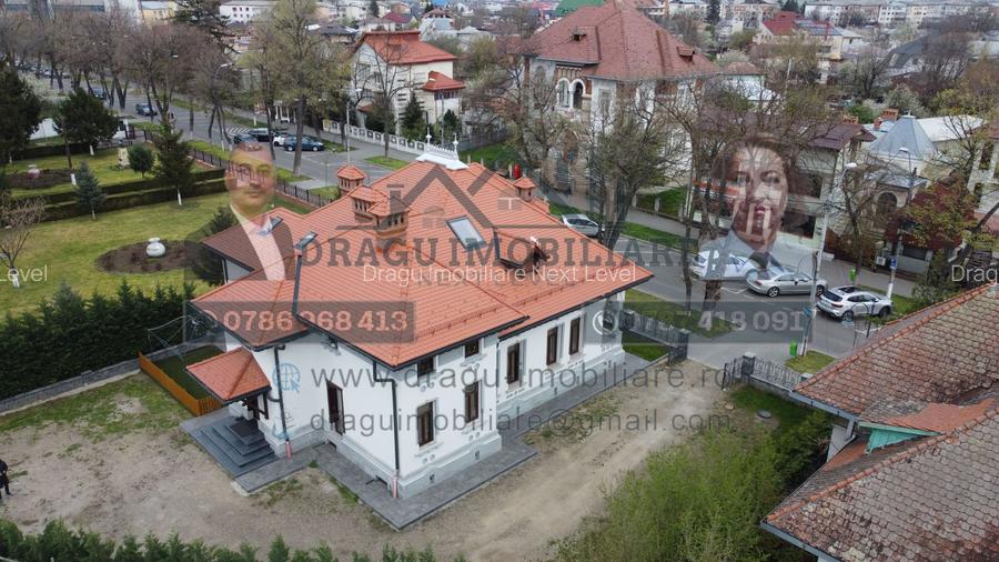 Vila Magnifica Tecuci - Splendoare Arhitecturală și Lux Modern - 3