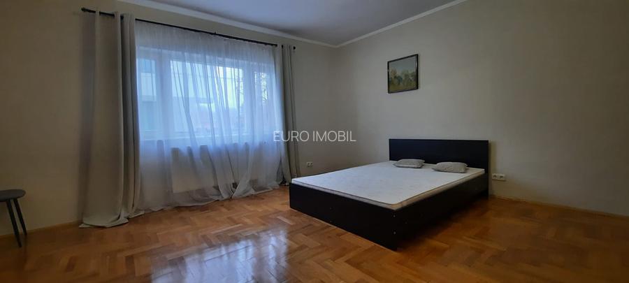 De vanzare casa singur in curte, 5 camere, Tg. Mures, 7 Noiembrie - 4