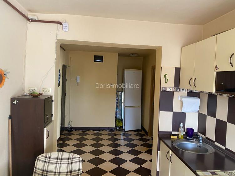 Apartament 4 camere cf 1 decomandat etaj7\8 - 13