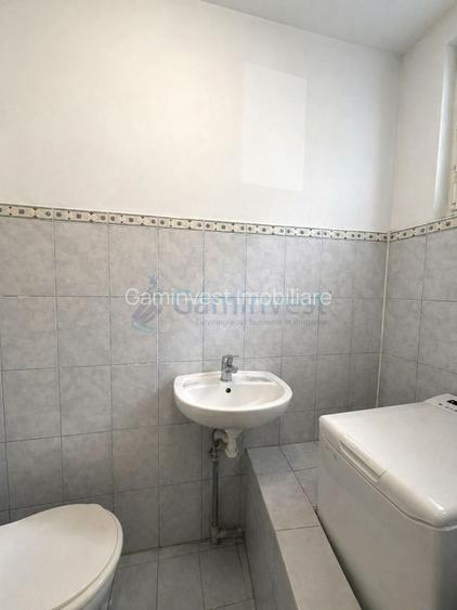 Apartament de vanzare in Oradea, cu 2 camere, 64 mp in zona Rogerius - 8