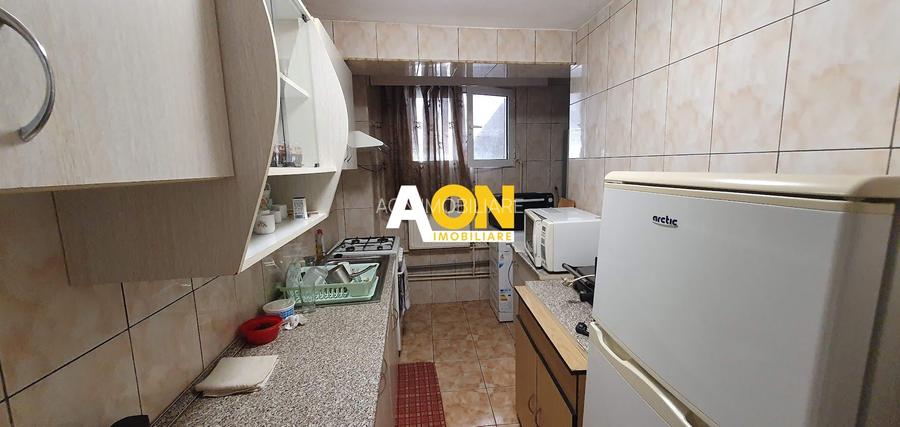 Casa cu 4 camere, garaj, teren 791 mp, zona Schit - 13