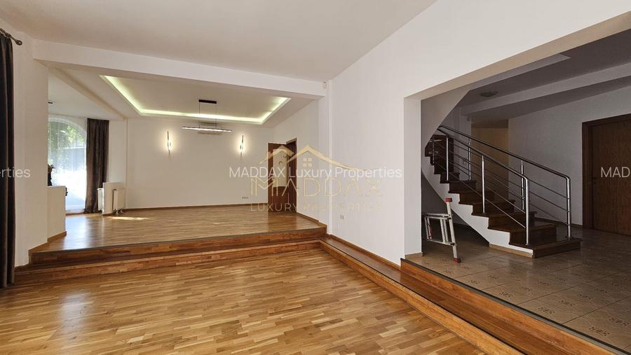 Vila Individuala _7 camere***Piscina***Teren 1000 mp // Erou Iancu Nicolae - 8