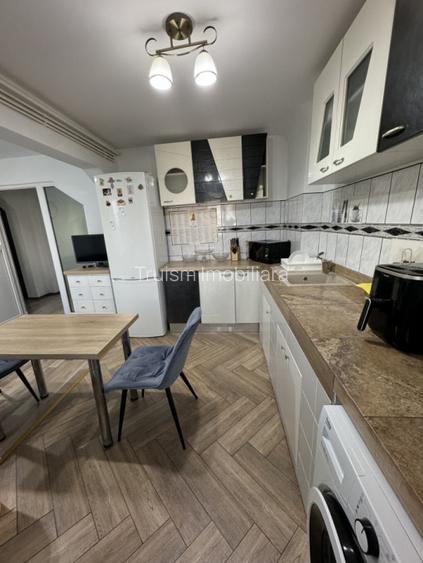 Apartament 4 cam, cf 1 dec, et 2/8, zona 9 Mai- Piata - 7