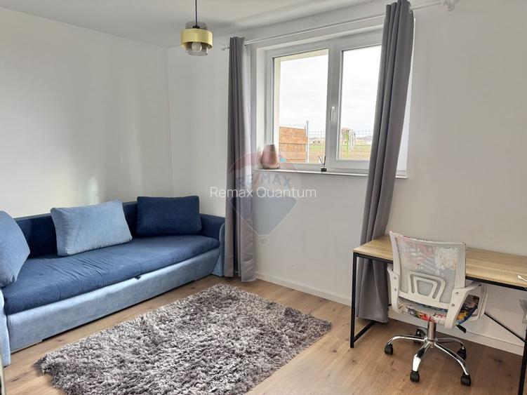 Casă / Vilă cu 4 camere de vânzare - 4