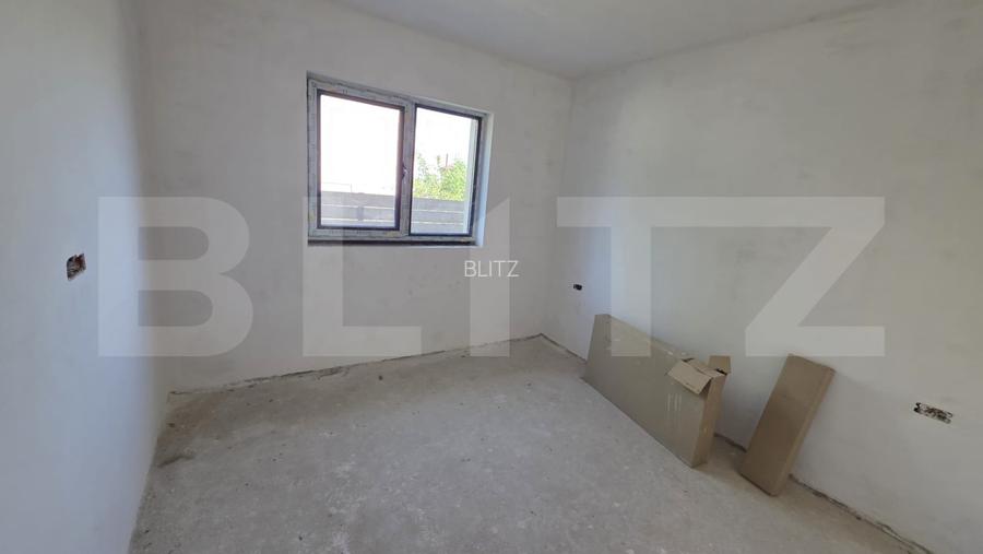 Casă parter de vânzare, 106 mp, teren 468 mp, zona Crevedia - 7