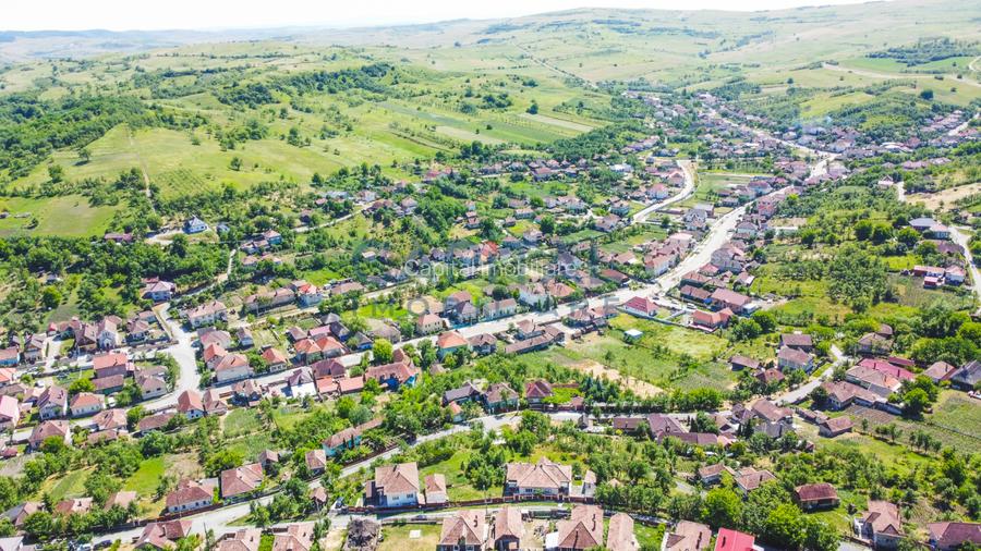 Casa de vanzare in comuna Sic - 10