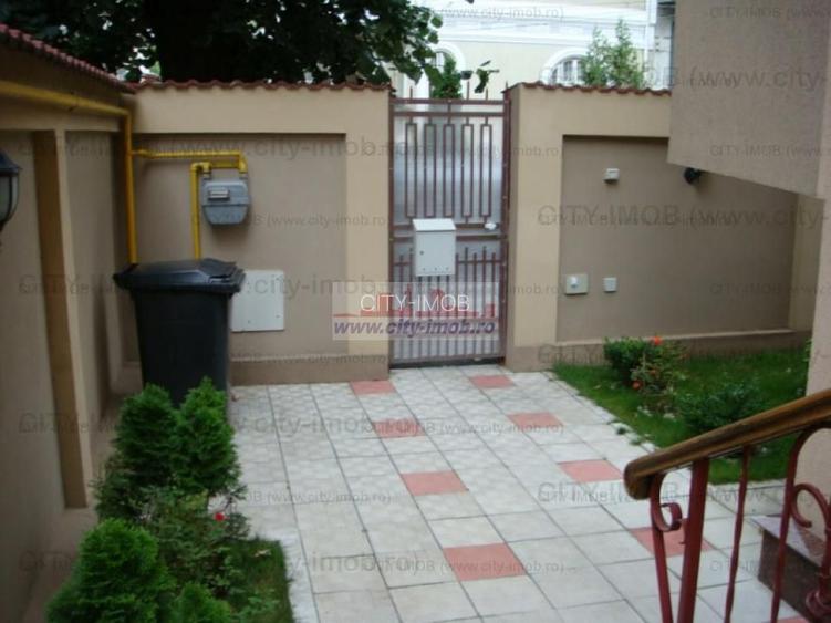 Inchiriere partiala in Vila zona Ferdinand Bucuresti - 24