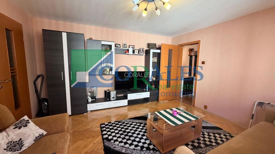 Intermediar. Centrala proprie, mobilat si utilat. Disponibil imediat. - 7