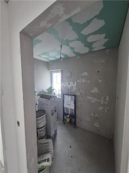 Duplex personalizare interioara - 388 mp teren - zona excelenta langa 4 benzi - - 12