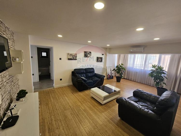 Apartament cu 3 camere de vânzare pe Magheru/Valcea - 2