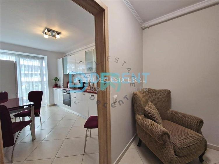 Garsoniera decomandata, Urban, Tractorul - 7