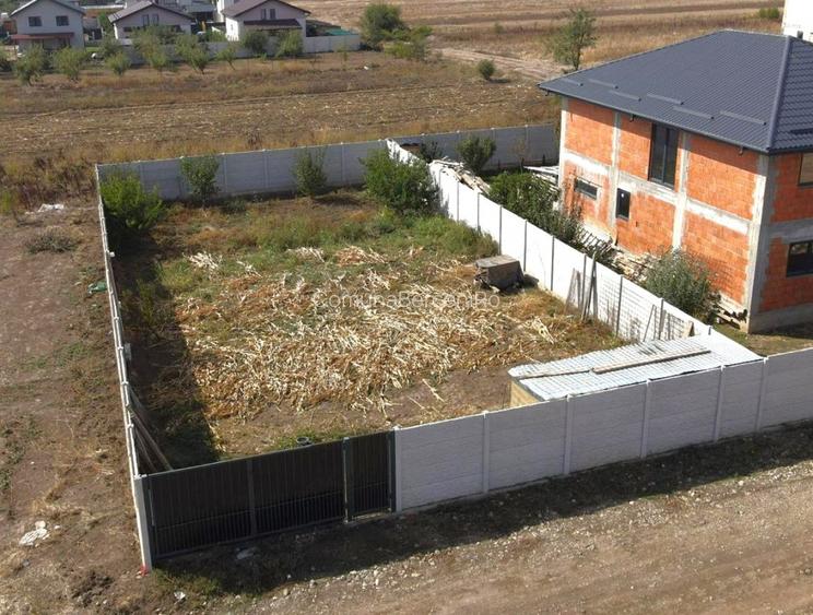 Teren Intravilan Fluturilor in rate | utilitati: curent, gaze | #UG8E - 3