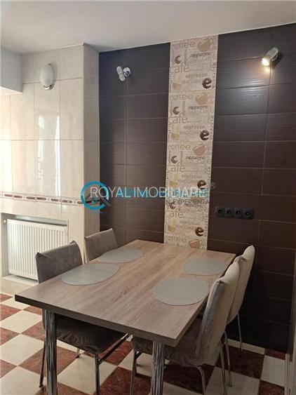Royal Imobiliare - Vanzare apartament 4 camere zona Piata Mihai Viteazu - 18