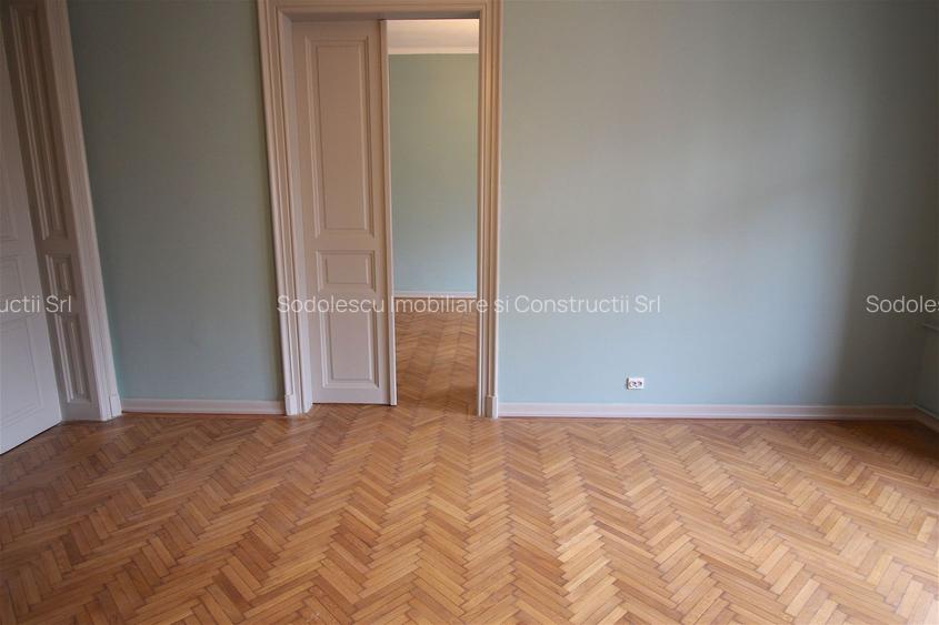 Spatiu de birouri in cladire istorica - 9