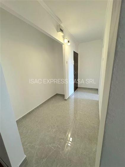 Apartament 2 camere de vanzare - Bld. Primaverii, zona Podu Ros 99.000 euro (neg - 3
