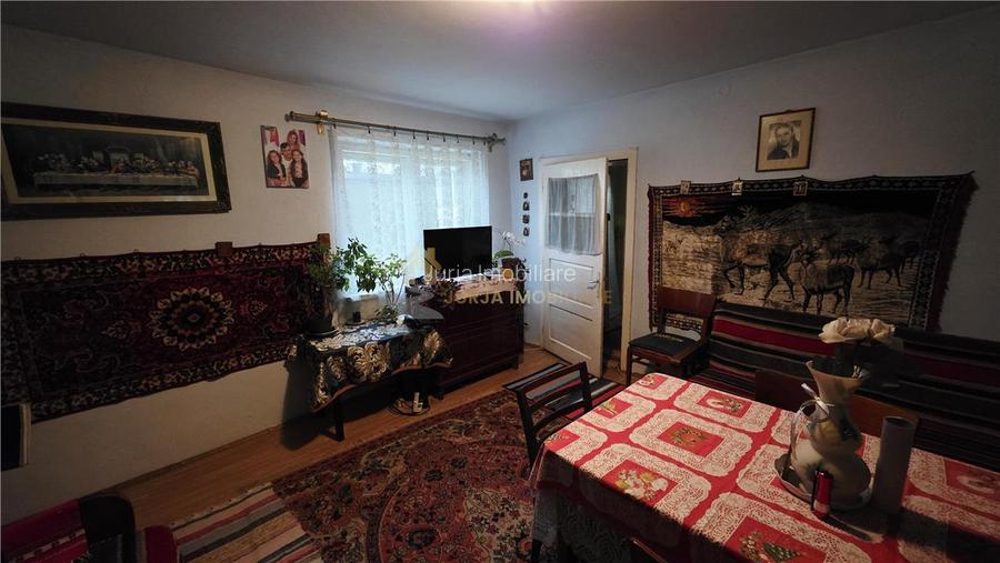 CASA 2 CAMERE 68 MP TEREN 701 MP  APAHIDA - 14