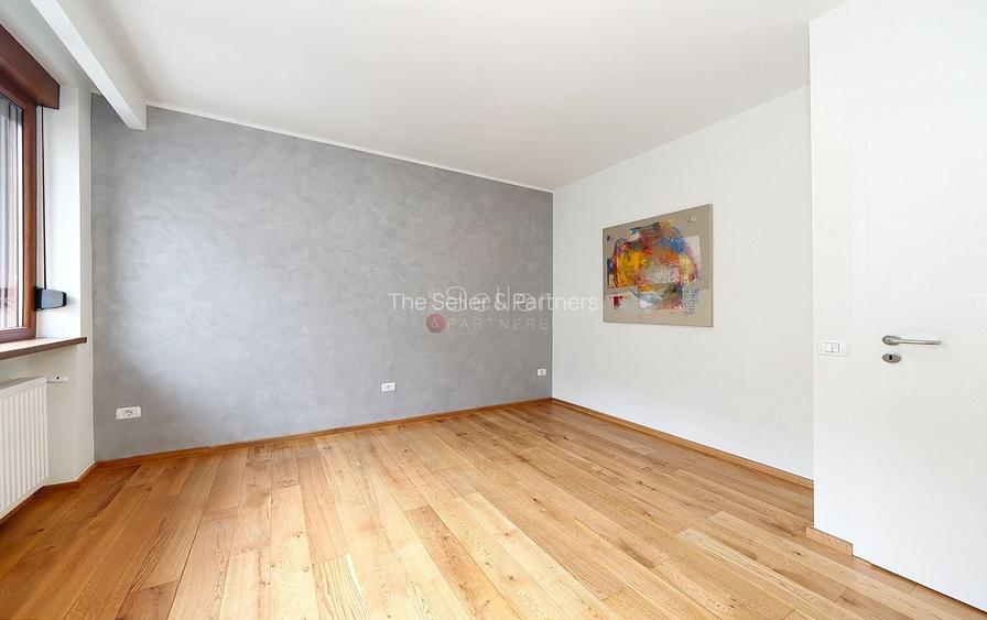 Apartament deosebit intr-o  vila  situata pe Dealul Cetății - 9