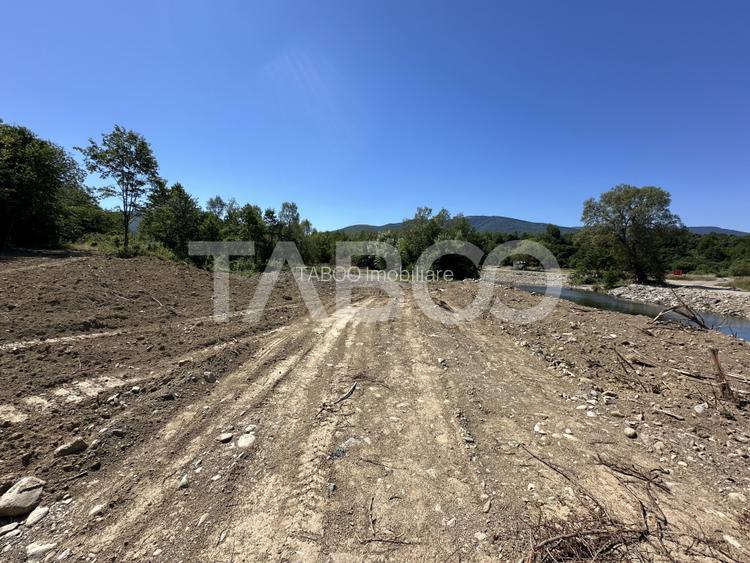 Teren extravilan cu utilitati 1800 mp langa Rau pe Valea Sebesului - 4