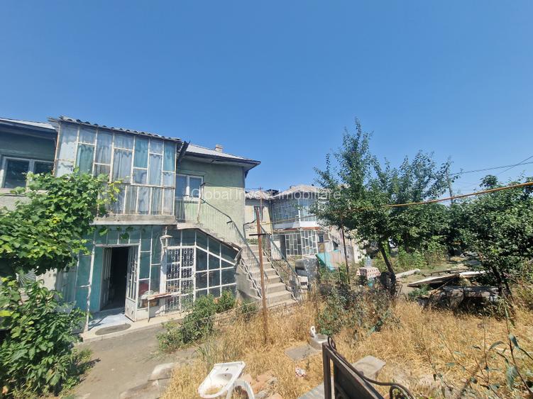 km 4-5 -2 Case  P+1 in acceasi curte cu teren 600mp avand deschidere la 2 strazi - 3
