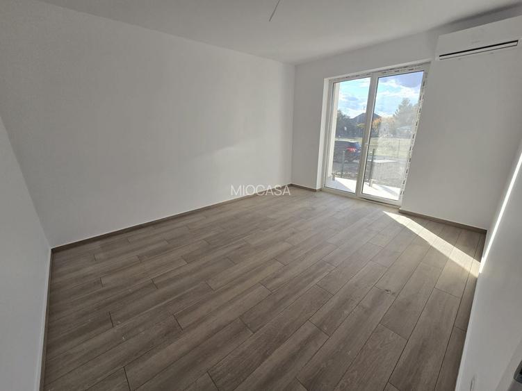 Etaj intermediar. Decomandat. Bucatarie inchisa. - 2