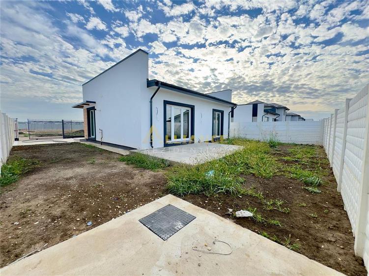 Casa individuala - 4 camere - 2 bai - 386mp teren- cartierul nou