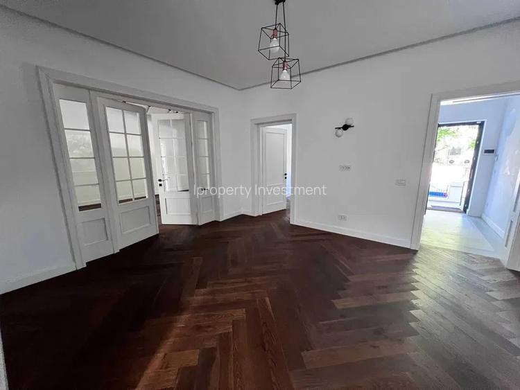 Cotroceni | 12 Camere | X4 Bai | Garaj | 250 MP Curte | - 3