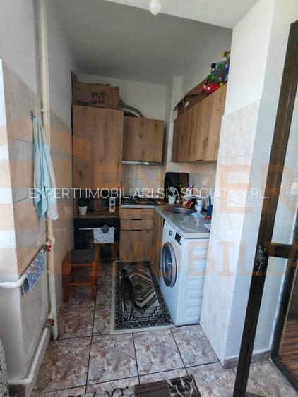 Garsoniera zona Far - 4